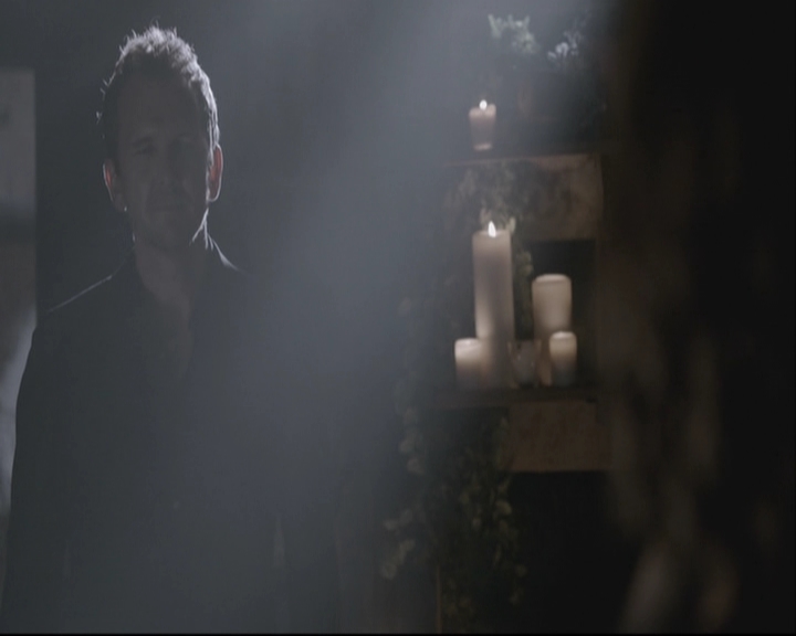 VampireDiariesWorld-dot-org_TheOriginals1x21TheBattleOfNewOrleans-deletedscene0164.jpg