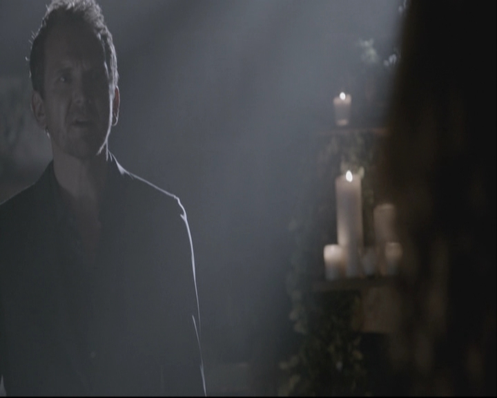 VampireDiariesWorld-dot-org_TheOriginals1x21TheBattleOfNewOrleans-deletedscene0167.jpg