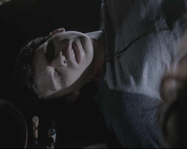 VampireDiariesWorld-dot-org_TheOriginals1x21TheBattleOfNewOrleans-deletedscene0184.jpg