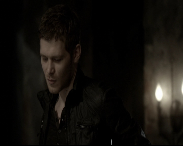 VampireDiariesWorld-dot-org_TheOriginals1x21TheBattleOfNewOrleans0249.jpg