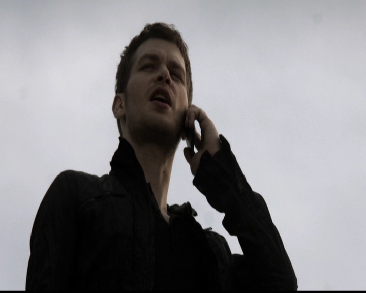 VampireDiariesWorld-dot-org_TheOriginals1x21TheBattleOfNewOrleans0533.jpg