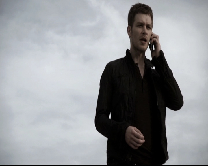 VampireDiariesWorld-dot-org_TheOriginals1x21TheBattleOfNewOrleans0543.jpg