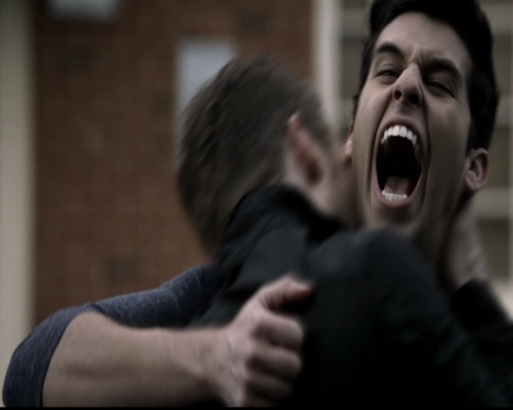 VampireDiariesWorld-dot-org_TheOriginals1x21TheBattleOfNewOrleans0558.jpg