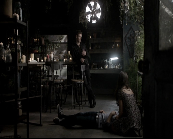 VampireDiariesWorld-dot-org_TheOriginals1x21TheBattleOfNewOrleans0596.jpg