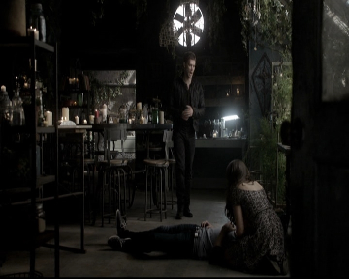 VampireDiariesWorld-dot-org_TheOriginals1x21TheBattleOfNewOrleans0598.jpg