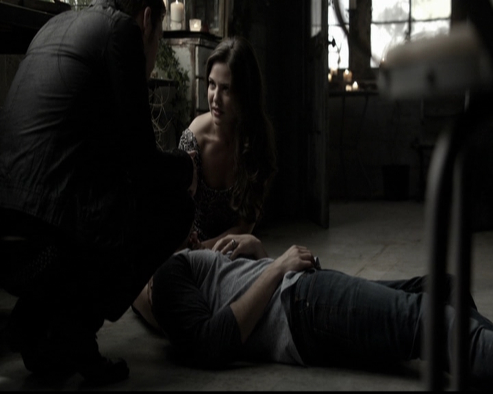 VampireDiariesWorld-dot-org_TheOriginals1x21TheBattleOfNewOrleans0614.jpg