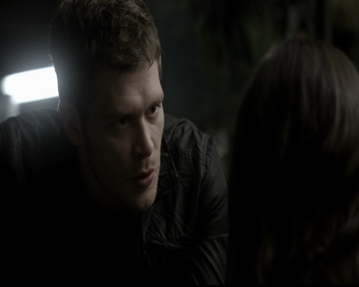 VampireDiariesWorld-dot-org_TheOriginals1x21TheBattleOfNewOrleans0617.jpg