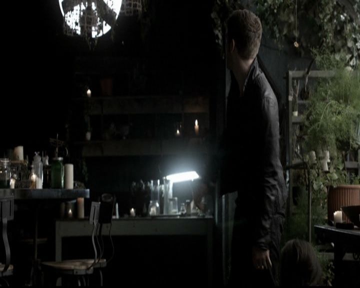 VampireDiariesWorld-dot-org_TheOriginals1x21TheBattleOfNewOrleans0625.jpg