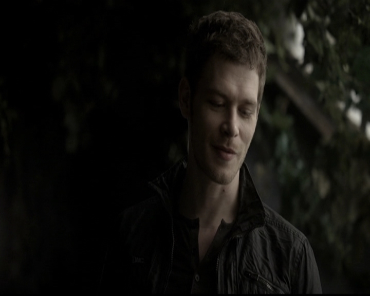 VampireDiariesWorld-dot-org_TheOriginals1x21TheBattleOfNewOrleans0634.jpg