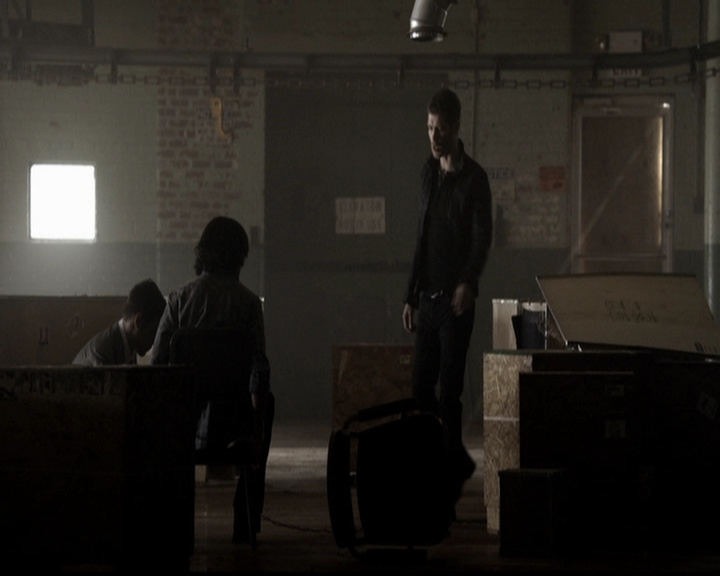 VampireDiariesWorld-dot-org_TheOriginals1x21TheBattleOfNewOrleans0889.jpg