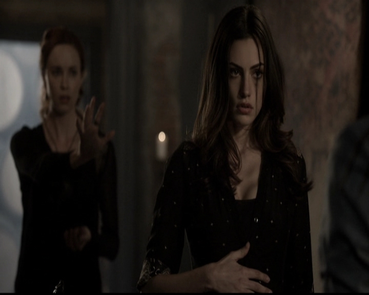 VampireDiariesWorld-dot-org_TheOriginals1x21TheBattleOfNewOrleans1650.jpg