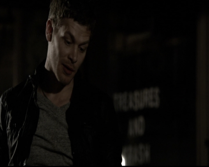 VampireDiariesWorld-dot-org_TheOriginals1x21TheBattleOfNewOrleans1684.jpg