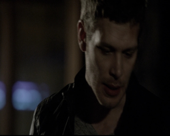 VampireDiariesWorld-dot-org_TheOriginals1x21TheBattleOfNewOrleans1686.jpg