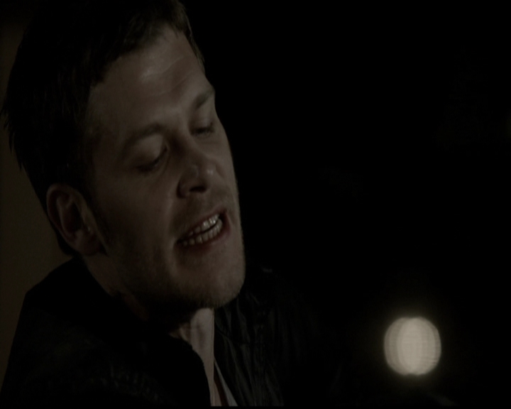 VampireDiariesWorld-dot-org_TheOriginals1x21TheBattleOfNewOrleans1711.jpg