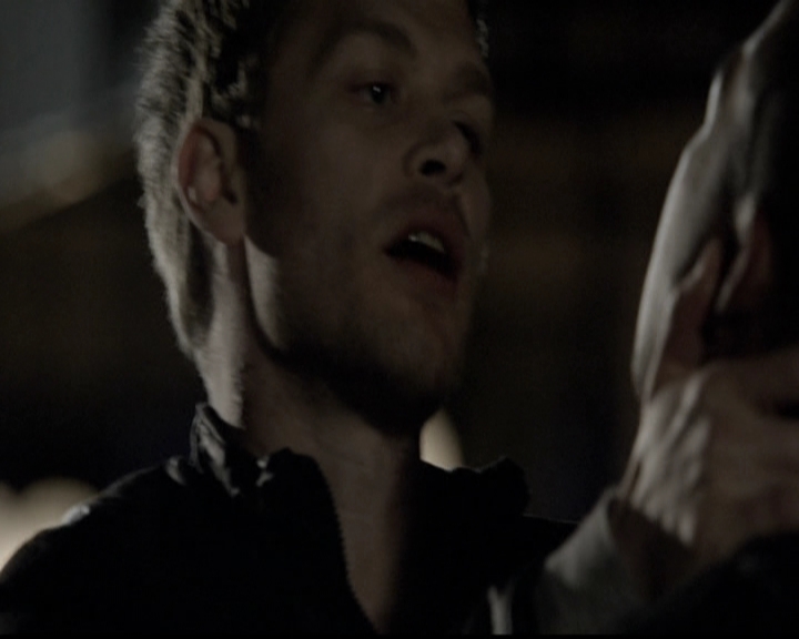 VampireDiariesWorld-dot-org_TheOriginals1x21TheBattleOfNewOrleans1714.jpg