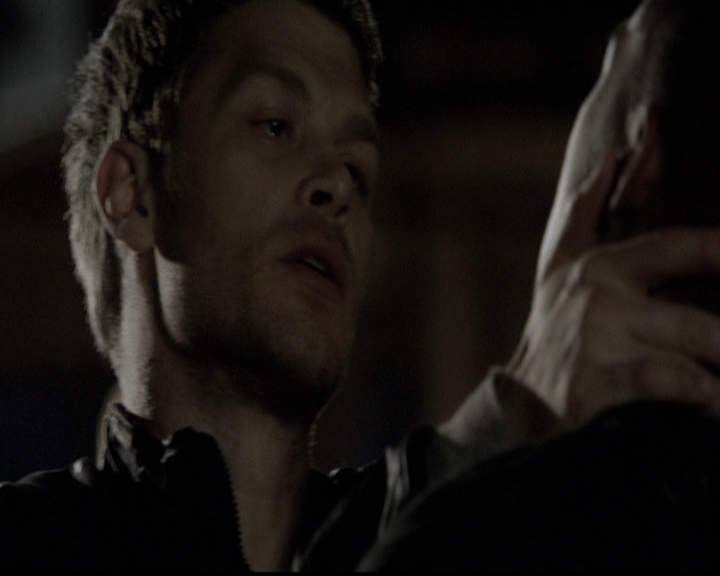 VampireDiariesWorld-dot-org_TheOriginals1x21TheBattleOfNewOrleans1717.jpg