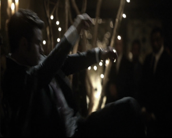 VampireDiariesWorld-dot-org_TheOriginals1x21TheBattleOfNewOrleans1731.jpg