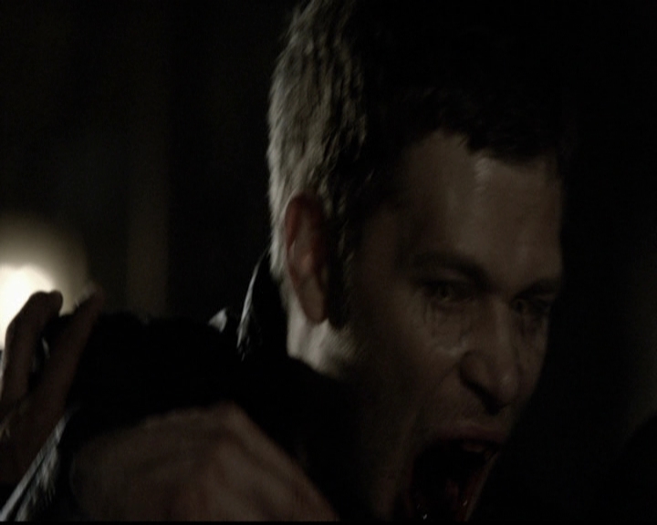 VampireDiariesWorld-dot-org_TheOriginals1x21TheBattleOfNewOrleans1758.jpg