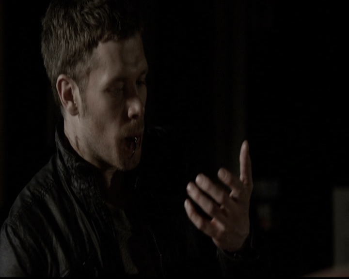 VampireDiariesWorld-dot-org_TheOriginals1x21TheBattleOfNewOrleans1765.jpg