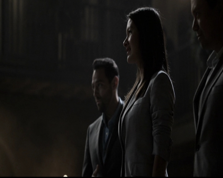 VampireDiariesWorld-dot-org_TheOriginals1x21TheBattleOfNewOrleans1807.jpg