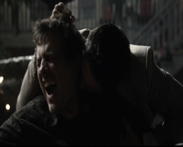 VampireDiariesWorld-dot-org_TheOriginals1x21TheBattleOfNewOrleans1820.jpg