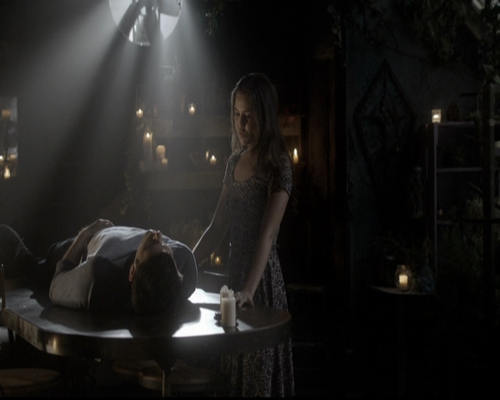 VampireDiariesWorld-dot-org_TheOriginals1x21TheBattleOfNewOrleans1978.jpg