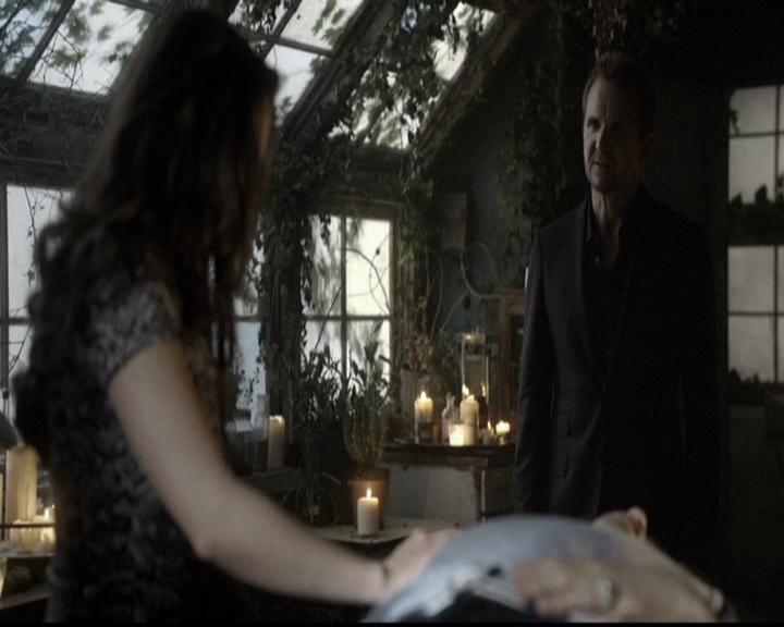 VampireDiariesWorld-dot-org_TheOriginals1x21TheBattleOfNewOrleans2008.jpg