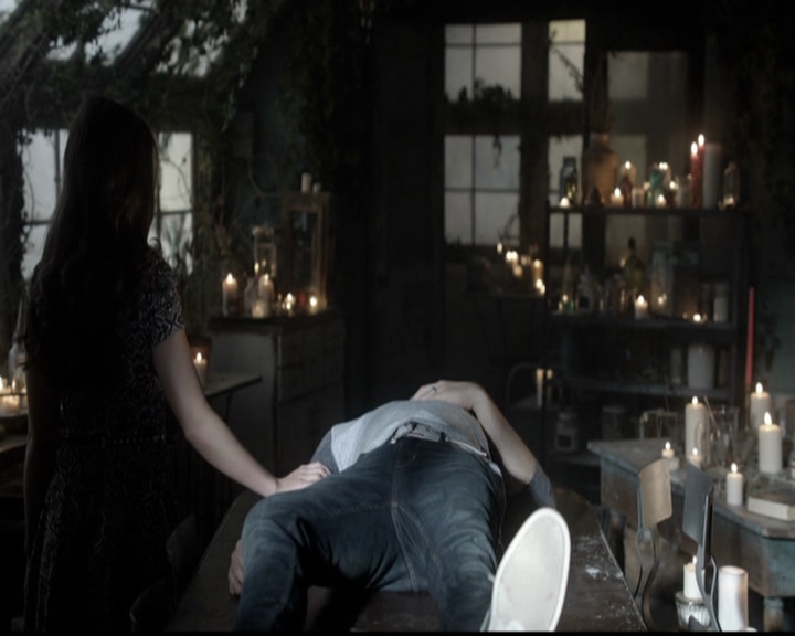 VampireDiariesWorld-dot-org_TheOriginals1x21TheBattleOfNewOrleans2050.jpg