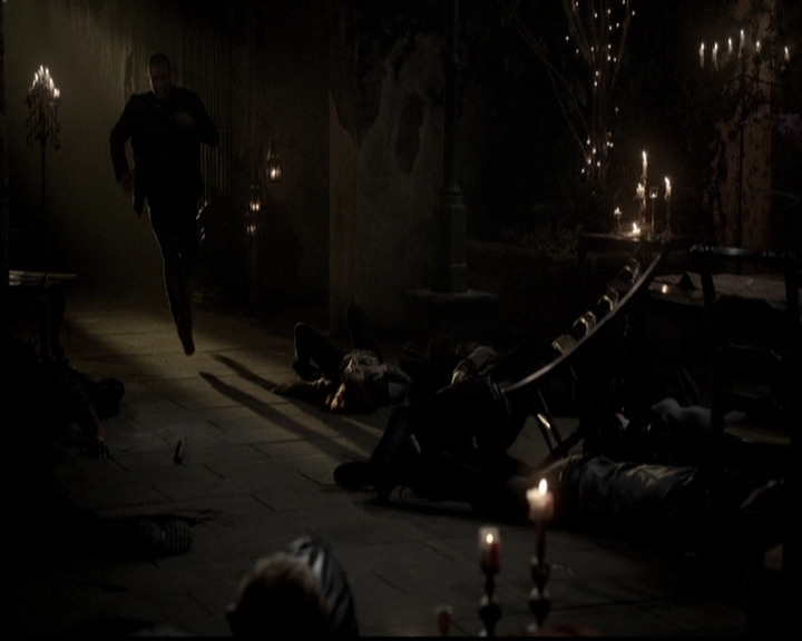 VampireDiariesWorld-dot-org_TheOriginals1x21TheBattleOfNewOrleans2175.jpg