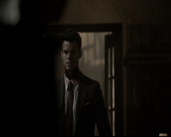 VampireDiariesWorld-dot-org_TheOriginals1x21TheBattleOfNewOrleans2219.jpg