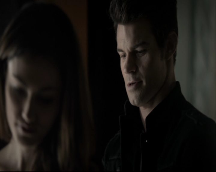 VampireDiariesWorld-dot-org_TheOriginals1x22FromACradleToAGrave-deletedscene0212.jpg