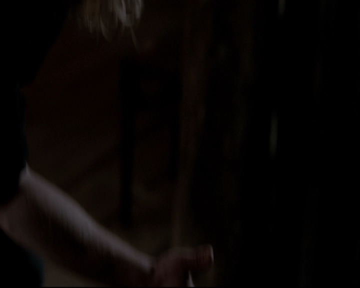 VampireDiariesWorld-dot-org_TheOriginals1x22FromACradleToAGrave-deletedscene0420.jpg