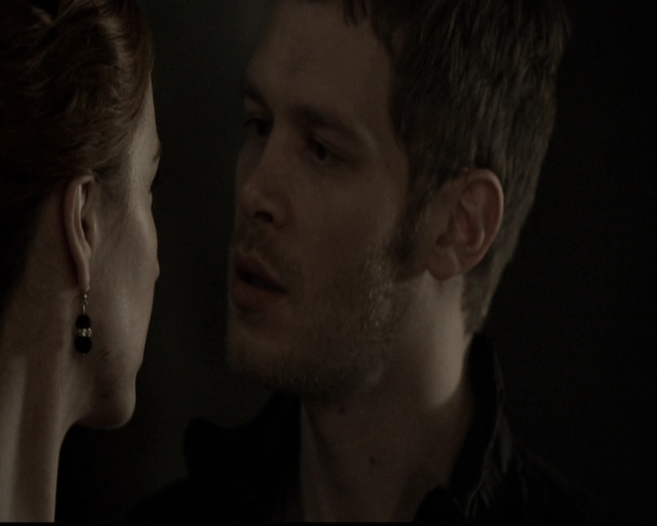 VampireDiariesWorld-dot-org_TheOriginals1x22FromACradleToAGrave1233.jpg