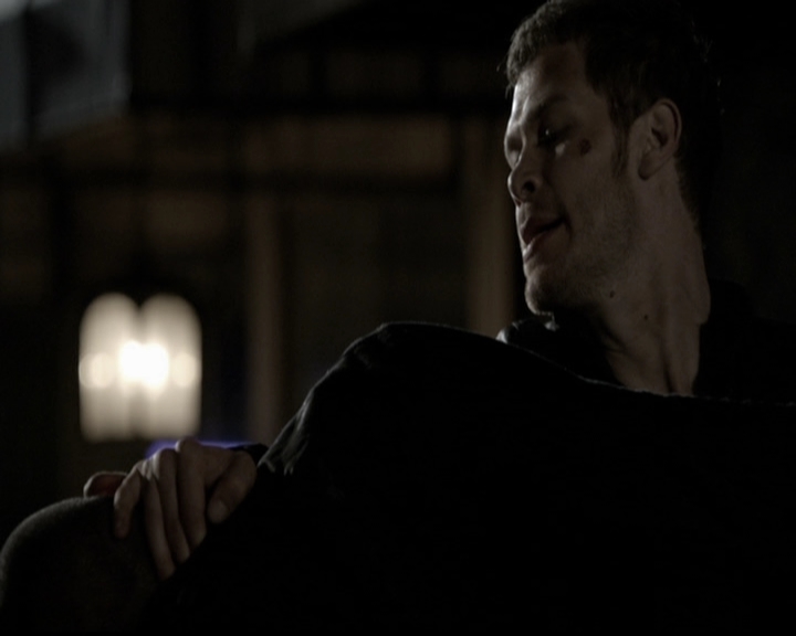 VampireDiariesWorld-dot-org_TheOriginals1x22FromACradleToAGrave1706.jpg