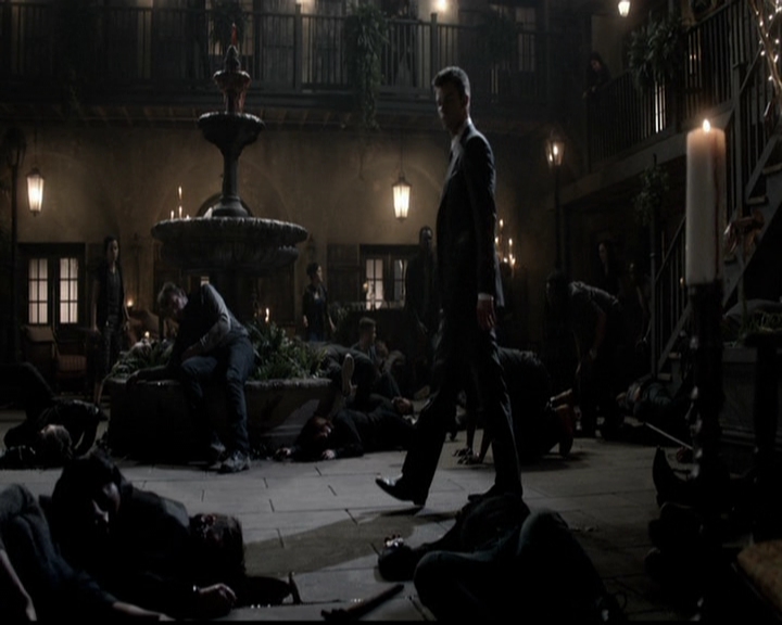 VampireDiariesWorld-dot-org_TheOriginals1x22FromACradleToAGrave1781.jpg