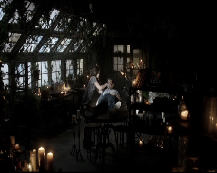 VampireDiariesWorld-dot-org_TheOriginals1x22FromACradleToAGrave1943.jpg