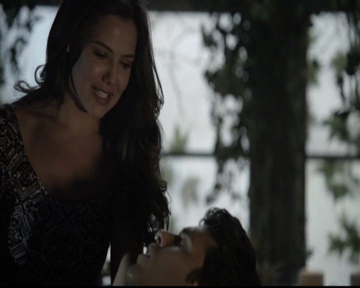 VampireDiariesWorld-dot-org_TheOriginals1x22FromACradleToAGrave1951.jpg