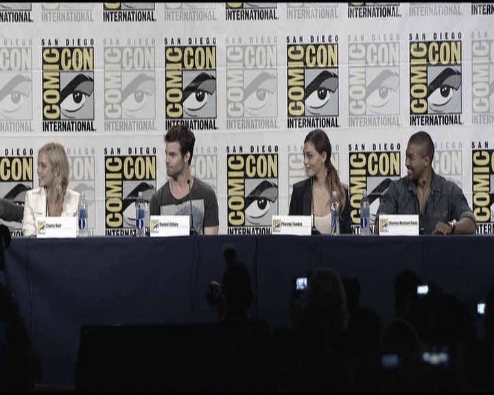 VampireDiariesWorld-dot-org_TheOriginalsS1-2013ComicConPanel0091.jpg