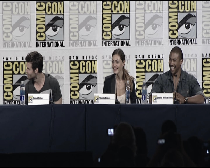 VampireDiariesWorld-dot-org_TheOriginalsS1-2013ComicConPanel0126.jpg