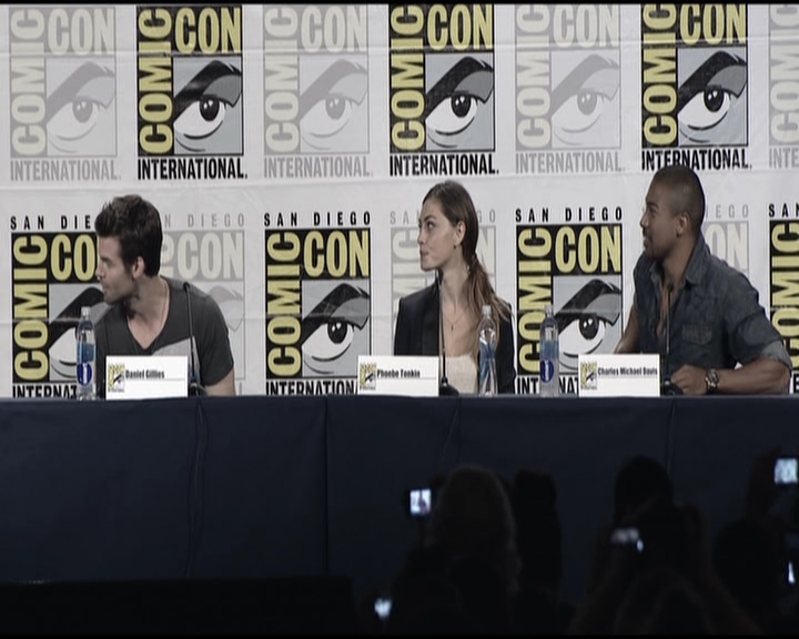 VampireDiariesWorld-dot-org_TheOriginalsS1-2013ComicConPanel0129.jpg