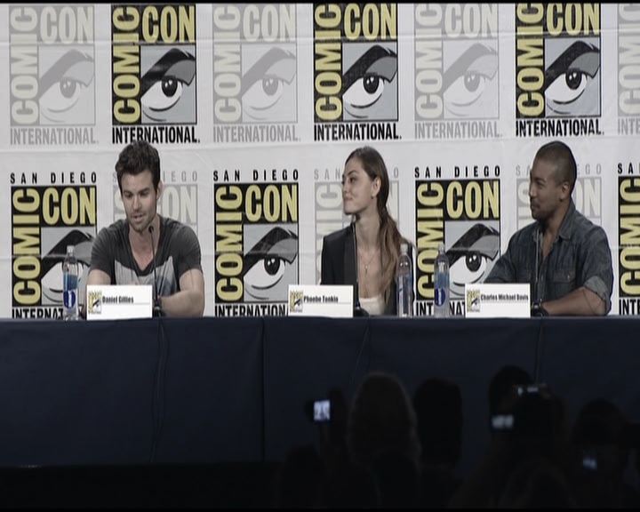 VampireDiariesWorld-dot-org_TheOriginalsS1-2013ComicConPanel0141.jpg