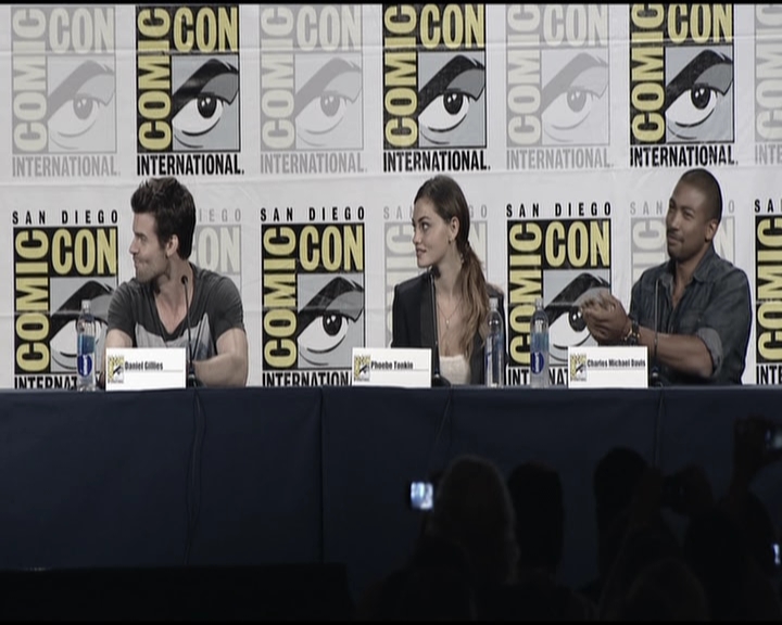 VampireDiariesWorld-dot-org_TheOriginalsS1-2013ComicConPanel0159.jpg