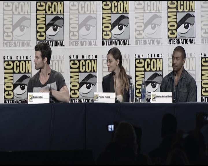 VampireDiariesWorld-dot-org_TheOriginalsS1-2013ComicConPanel0166.jpg