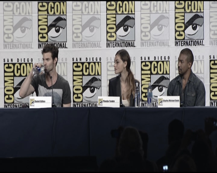 VampireDiariesWorld-dot-org_TheOriginalsS1-2013ComicConPanel0169.jpg