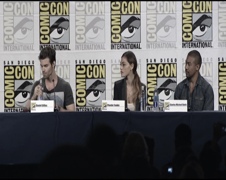 VampireDiariesWorld-dot-org_TheOriginalsS1-2013ComicConPanel0170.jpg