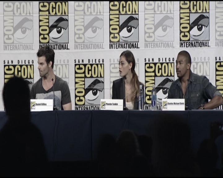 VampireDiariesWorld-dot-org_TheOriginalsS1-2013ComicConPanel0171.jpg