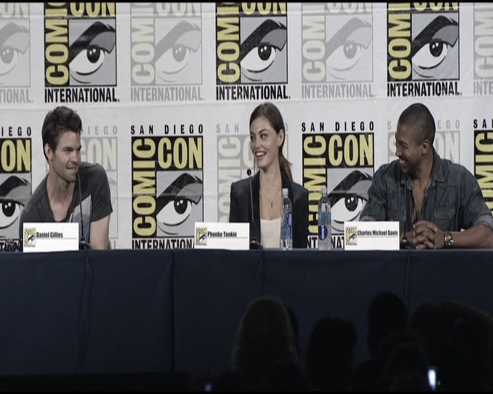 VampireDiariesWorld-dot-org_TheOriginalsS1-2013ComicConPanel0409.jpg