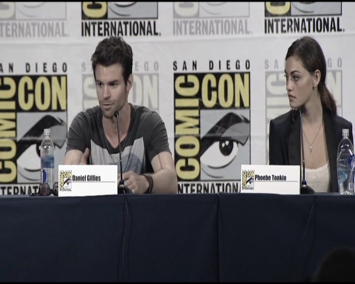 VampireDiariesWorld-dot-org_TheOriginalsS1-2013ComicConPanel0722.jpg