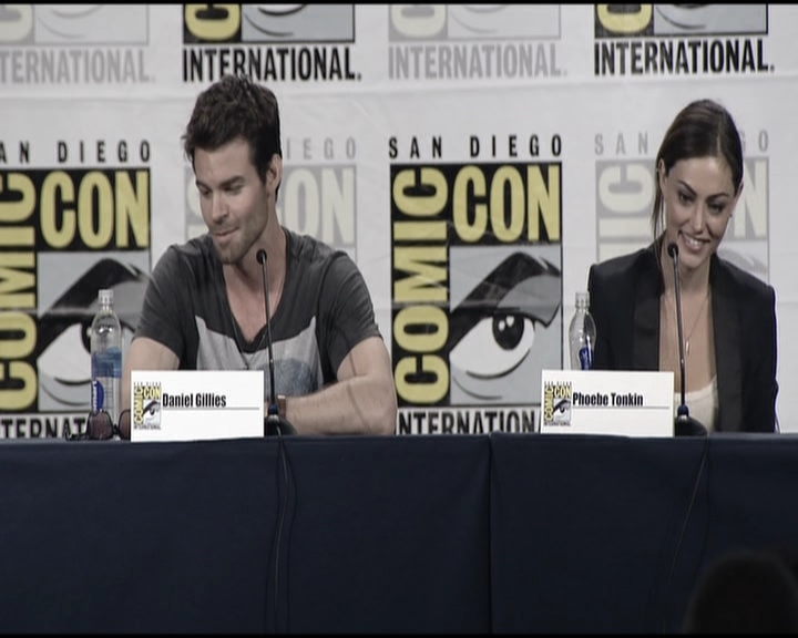 VampireDiariesWorld-dot-org_TheOriginalsS1-2013ComicConPanel0746.jpg