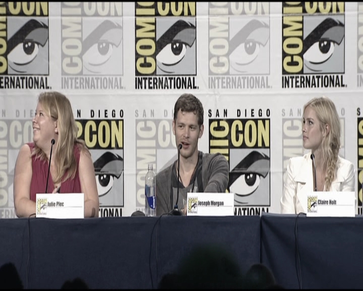 VampireDiariesWorld-dot-org_TheOriginalsS1-2013ComicConPanel0992.jpg